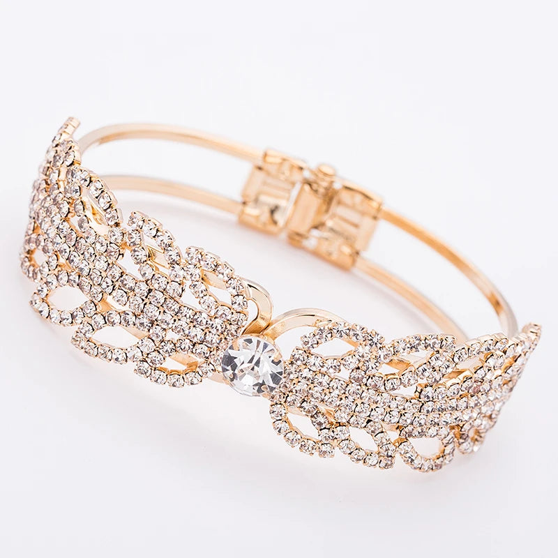 YFJEWE New Crystal Retro Texture Punk Bracelet Women's Jewelry Premium Bracelet Bride Love Jewelry Bracelet Wedding Gift B166