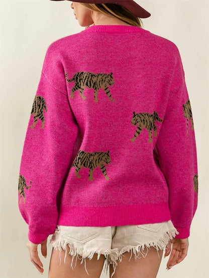 Cozy Women s Sweater with Stylish Leopard Print Design Long Sleeves and Soft Knit Fabric for Autumn Fashion Statement