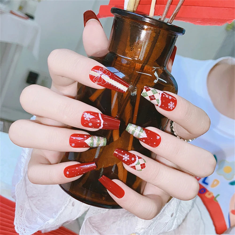 Christmas Pattern Press-on Nails Ultra-flexible Long Lasting Fake Nails for Nail Decoration Nail Art