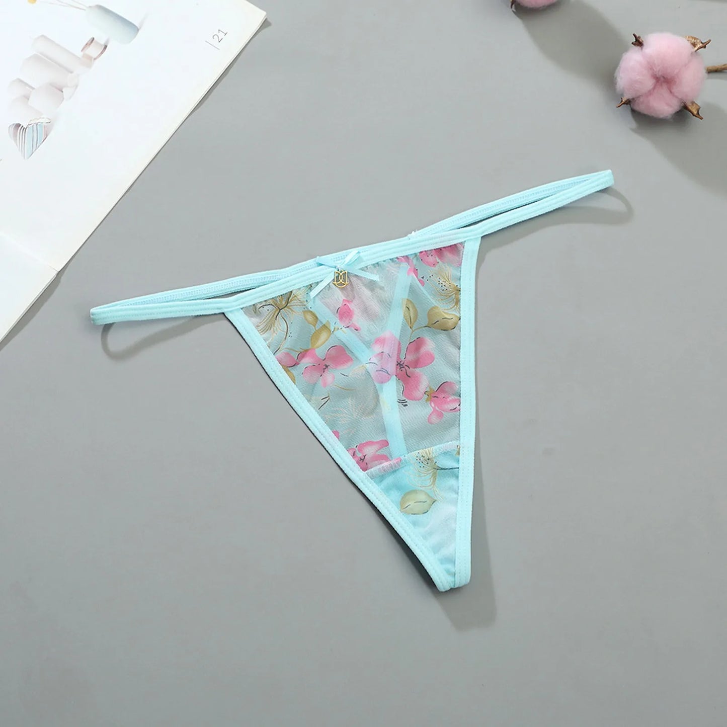 Sexy Lace Panties Women Transparent Low-waist Underpant Hollow Thong For Female Briefs Seamless G-string Underwear Sexy Lingerie