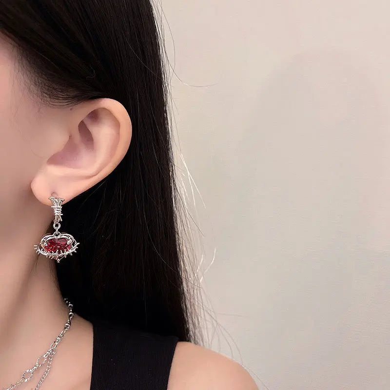 Gothic Red Binding Heart Earring for Women Crystal Thorns Love Open Ring Goth Irregular Layered Stone Aesthetic Y2K Jewelry