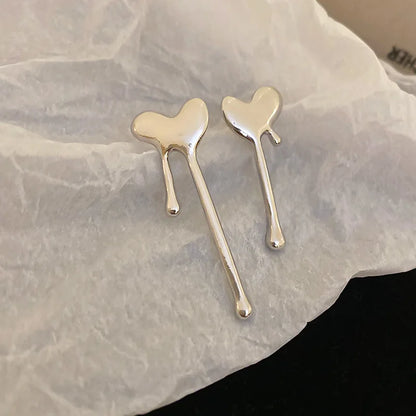 Silver Color Love Earrings for Women Simple Fashion Personality Stud Earring Temperament Personality Jewelry Wholesale