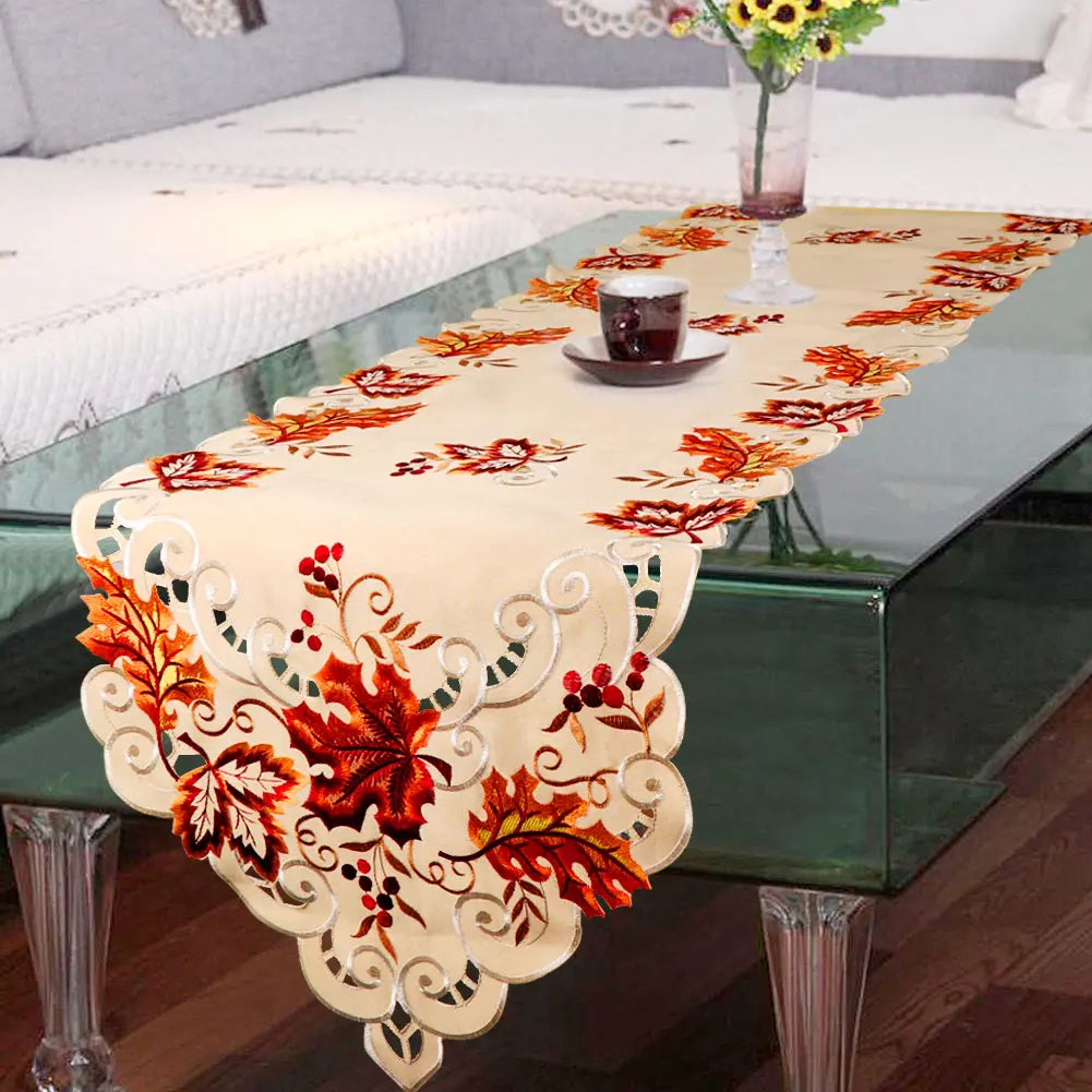 Ourwarm Autumn Maple Table Garden Flag Thanksgiving Polyester Coffee Tea Desk Home Wedding Decor Party Dining Tablecloth