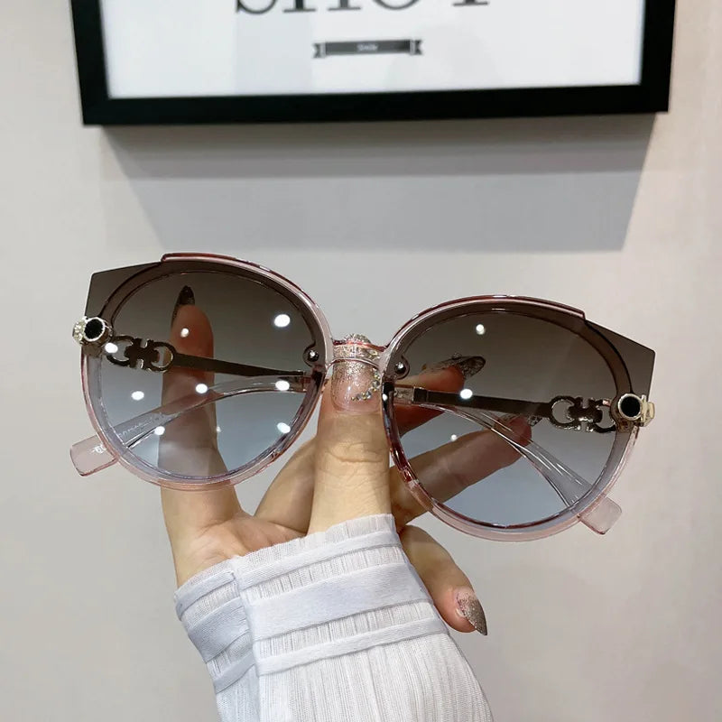 2024 New Vintage Cat Eye Round Sunglasses Women's Korean Version Metal Rimless Gradient Sun Glasses Luxury Shades UV400