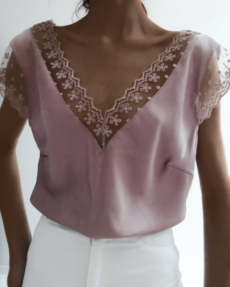 Hollow lace wavy deep V blouse