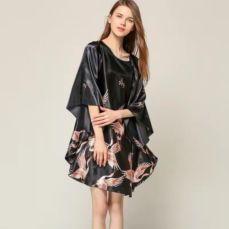 Plus Size Nightgown Sleepwear Women&#39;s Summer Nightwear Robe Lady Sexy Nightdress Silk Rayon Loose Bathrobe Gown Home Dress