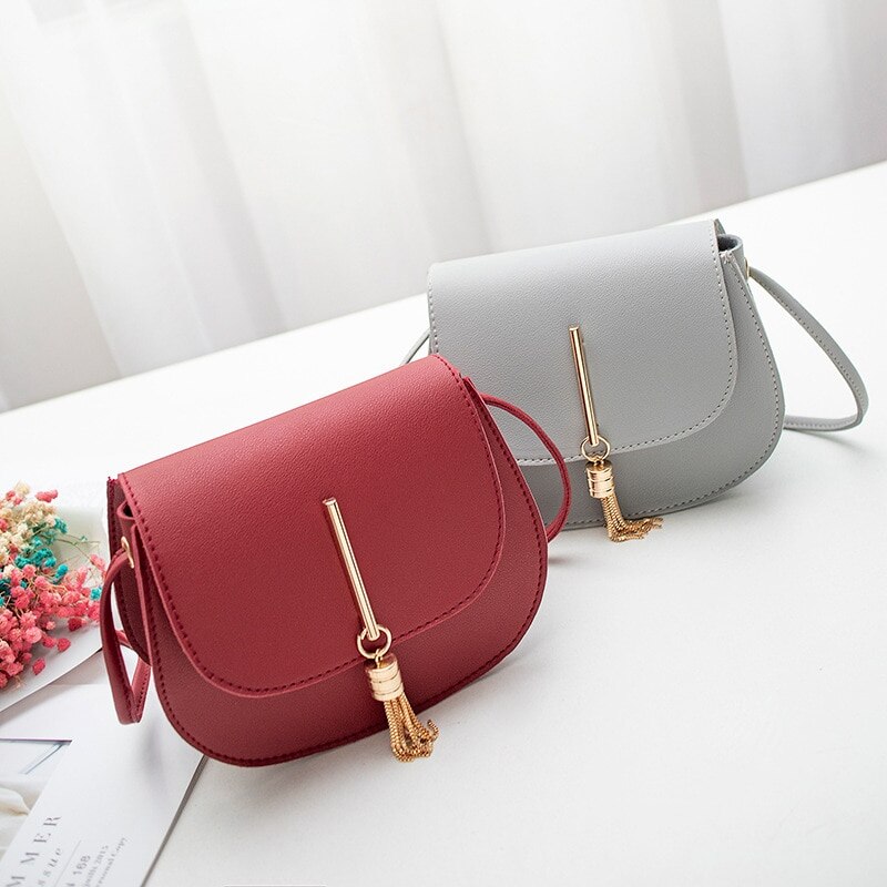 Fashion Tassel Women Crossbody Bag PU Leather Small Flap Messenger Bag For Ladies Sling Bag Mobile Phone Wallet Handbags New