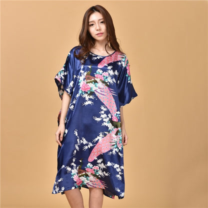 Plus Size Nightgown Sleepwear Women&#39;s Summer Nightwear Robe Lady Sexy Nightdress Silk Rayon Loose Bathrobe Gown Home Dress