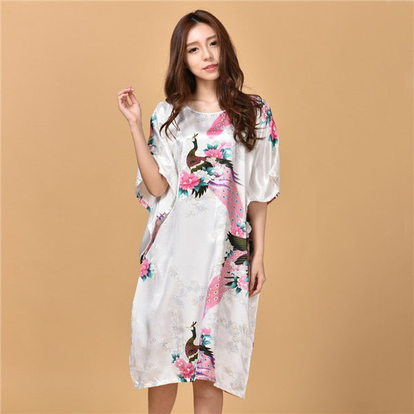 Plus Size Nightgown Sleepwear Women&#39;s Summer Nightwear Robe Lady Sexy Nightdress Silk Rayon Loose Bathrobe Gown Home Dress