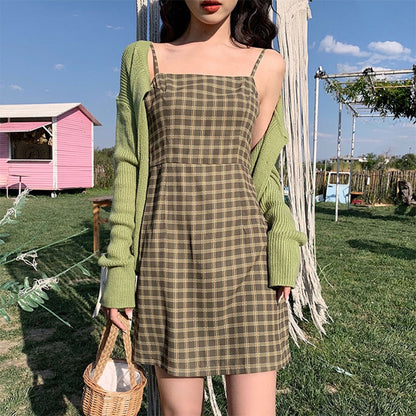 Dress Only] Spring 2020 Korean new foreign style versatile avocado fruit green retro plaid dress short women plaid dress