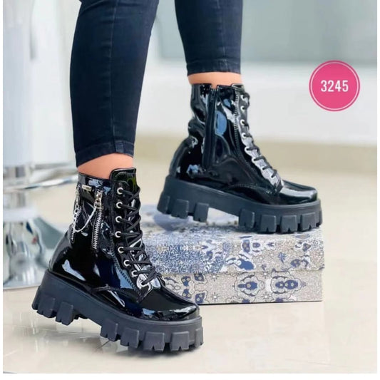 2022 Winter Trend Women's Boots Patent Leather Zipper Warm Punk Gothic Combat Boots Lace Up Sports Casual Thick Sole Biker Boots